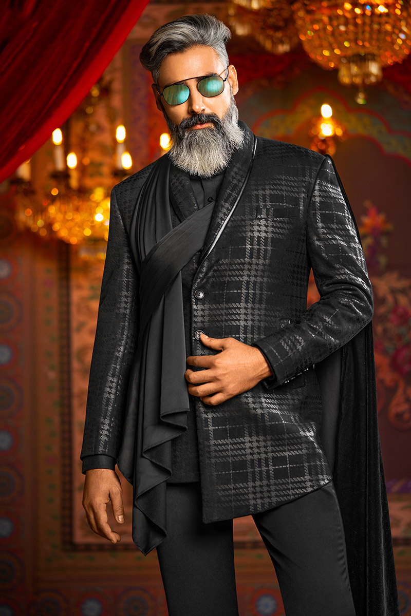 Buy Designer Suits for Men online Bharat Reshma