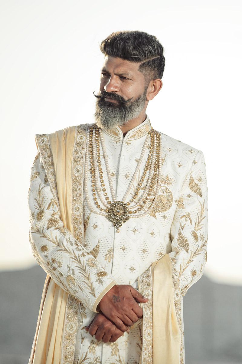 How to Choose the Perfect Sherwani for Any Celebration