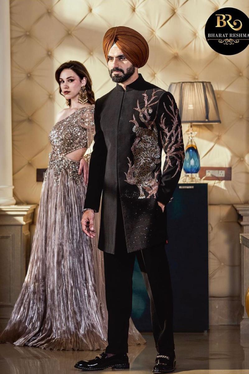 10 Designer Wedding Wear for Sikh Men